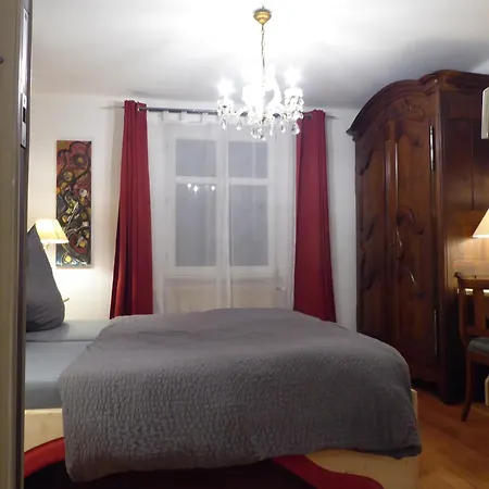 Zur Rose Guest house 2*
