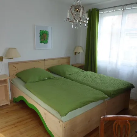 Zur Rose Vendégház 3*